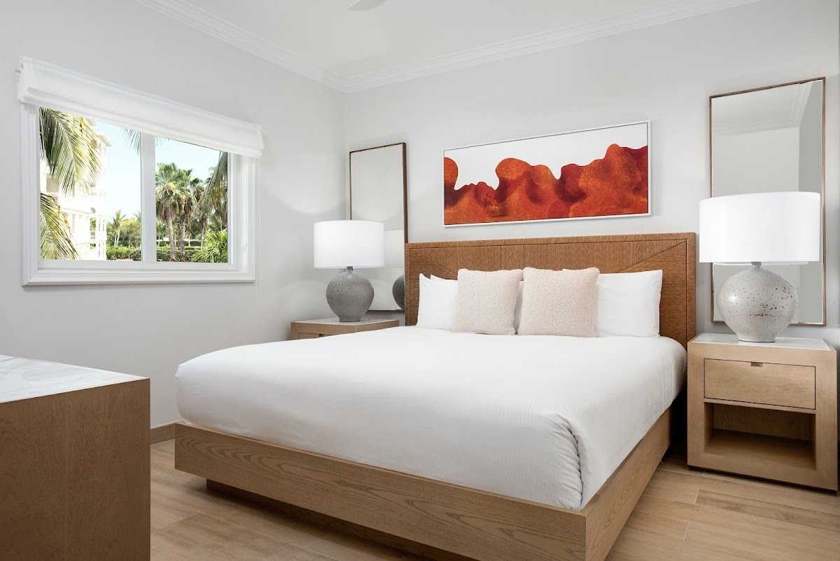 Alexandra Resort - Photo 2