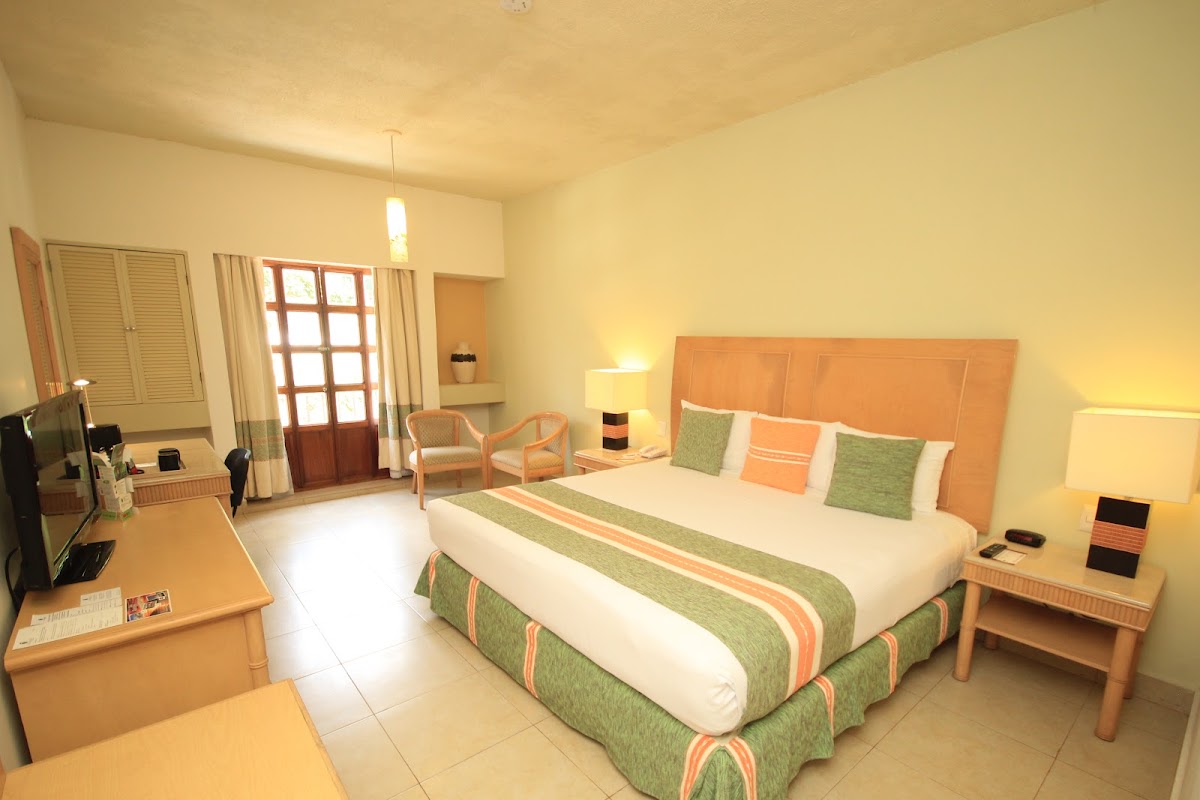 Binniguenda Huatulco All Inclusive Hotel & Beach Club - Photo 2