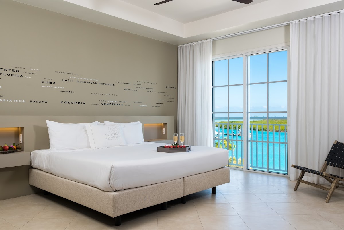 Blue Haven Resort - Photo 2