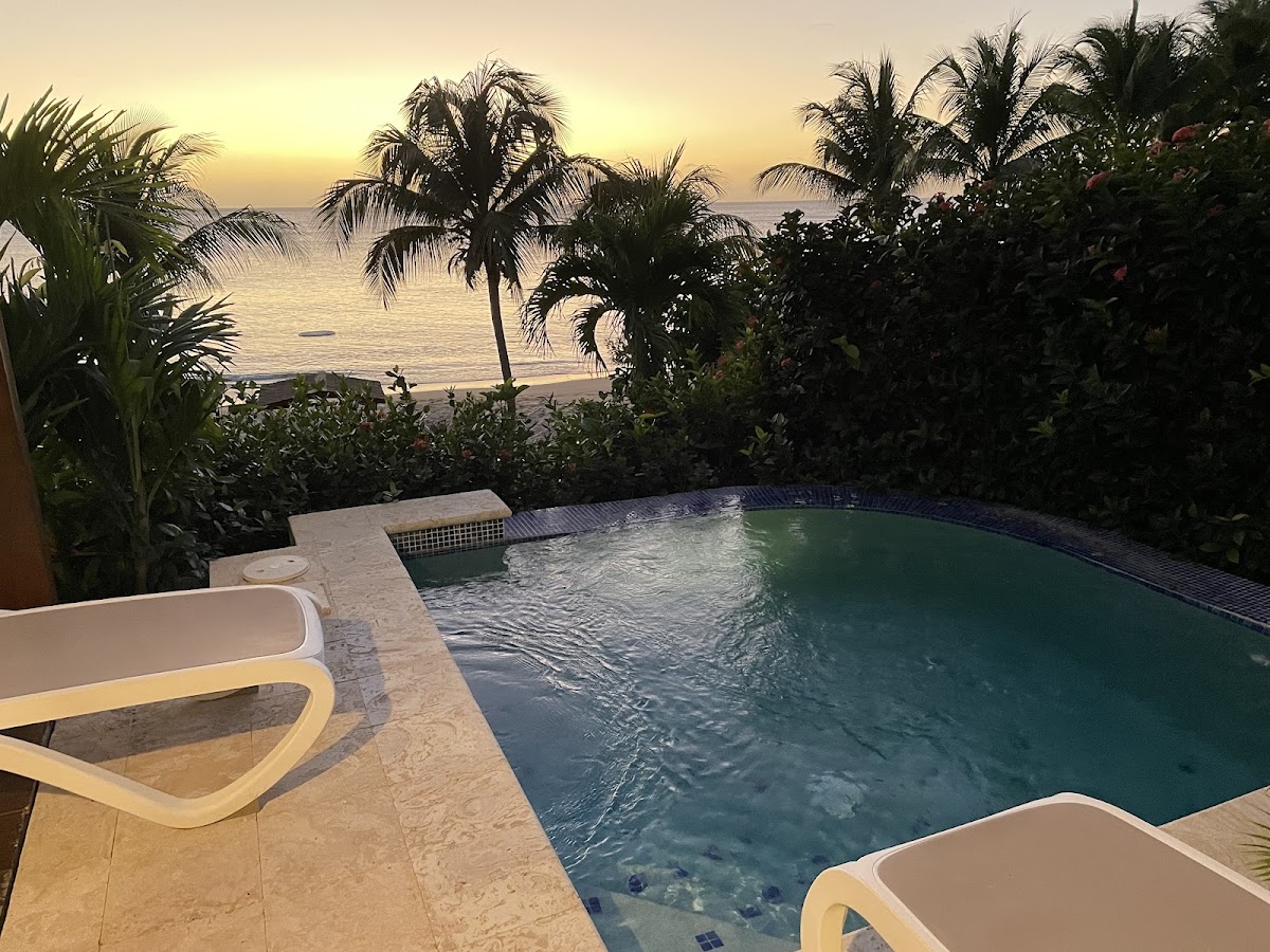 Calabash Cove Resort and Spa - Photo 3