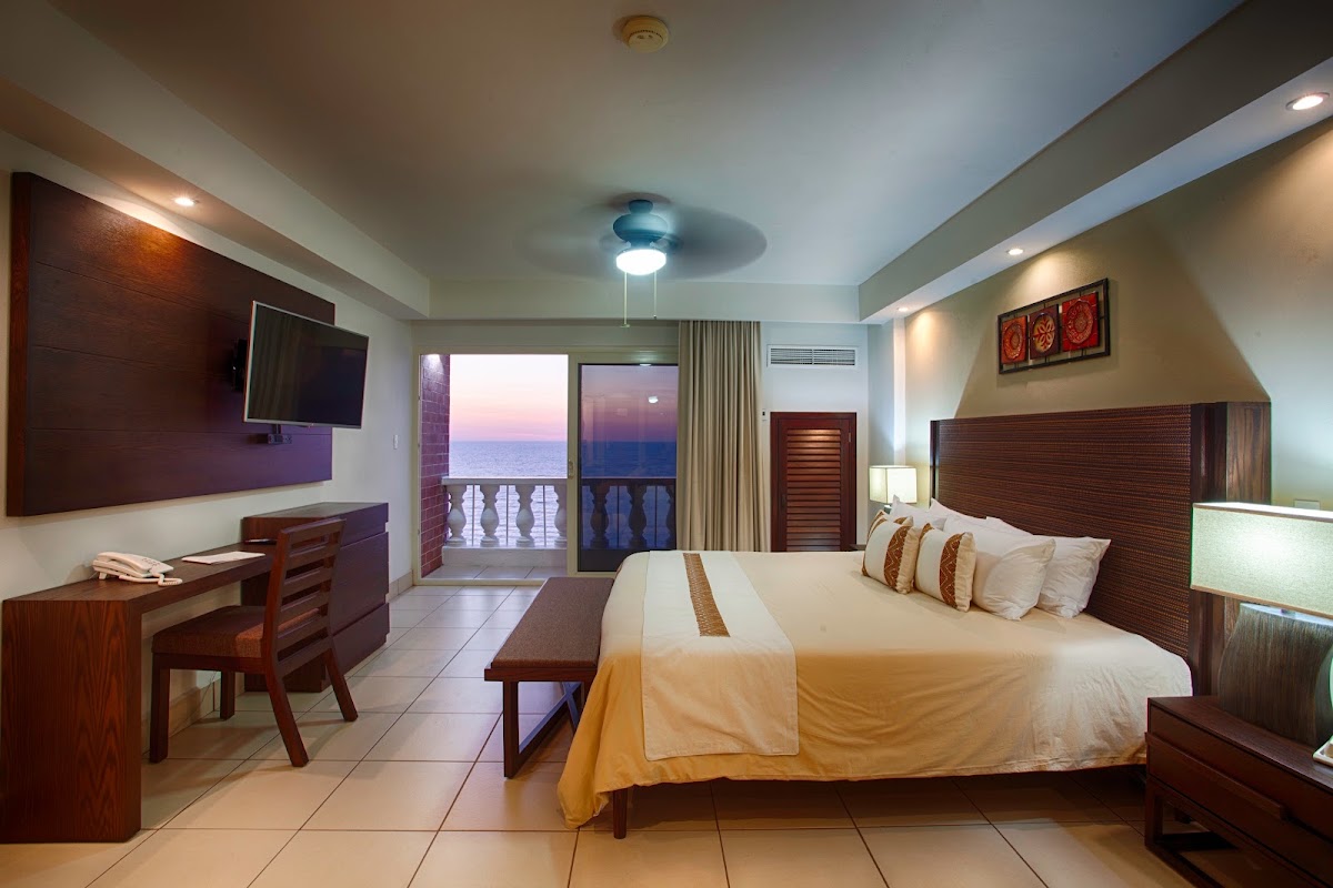 Costa Sur Resort & Spa Puerto Vallarta - Photo 2