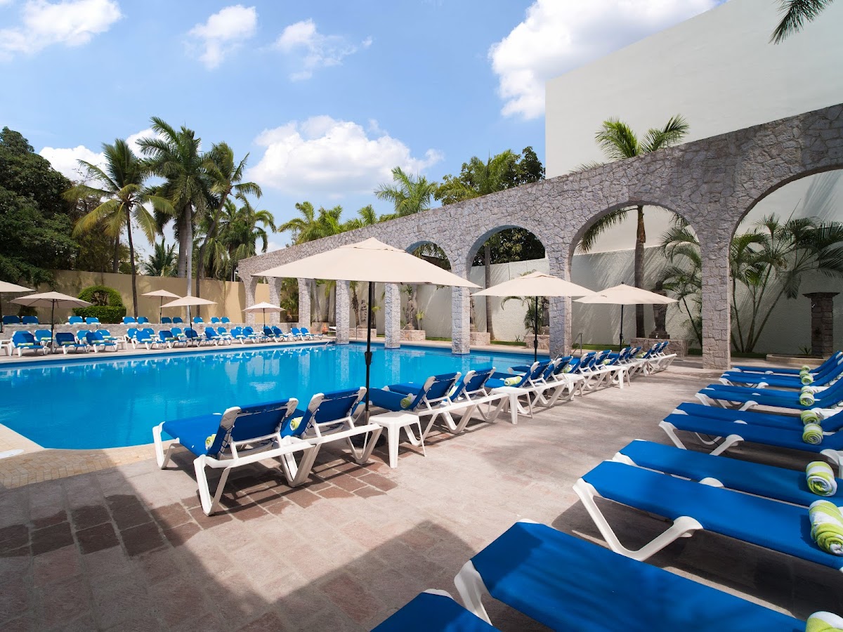 El Cid Granada Hotel - Photo 3