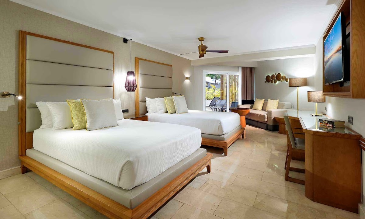 Grand Palladium Palace Resort Spa & Casino - Photo 2