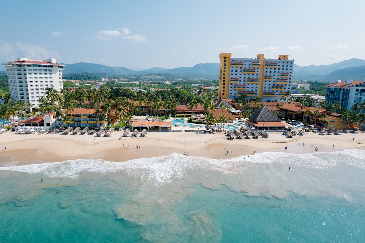 Holiday Inn Resort Ixtapa All-Inclusive, an IHG Hotel - Photo 1
