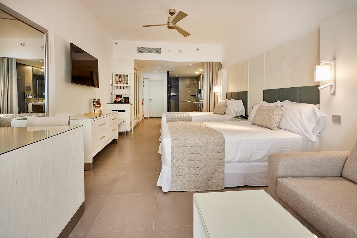 Hotel Riu Palace Macao - Photo 2