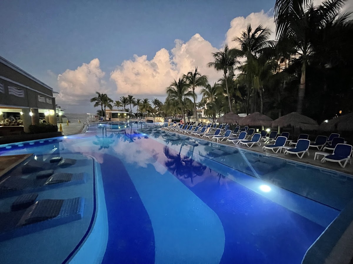 Hotel Riu Palace Peninsula - Photo 3