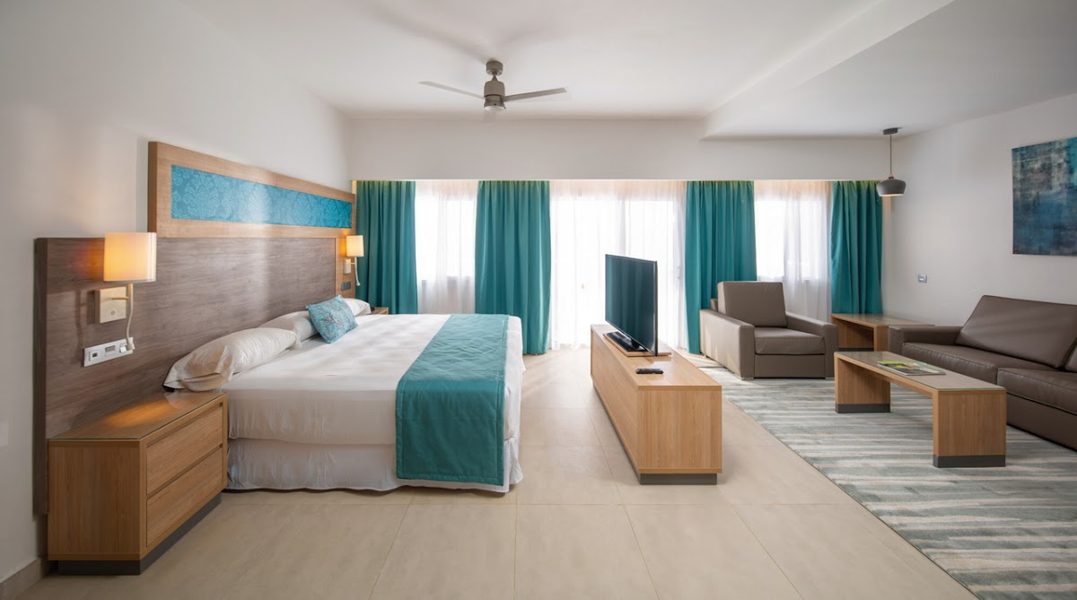 Hotel Riu Palace Tropical Bay - Photo 2