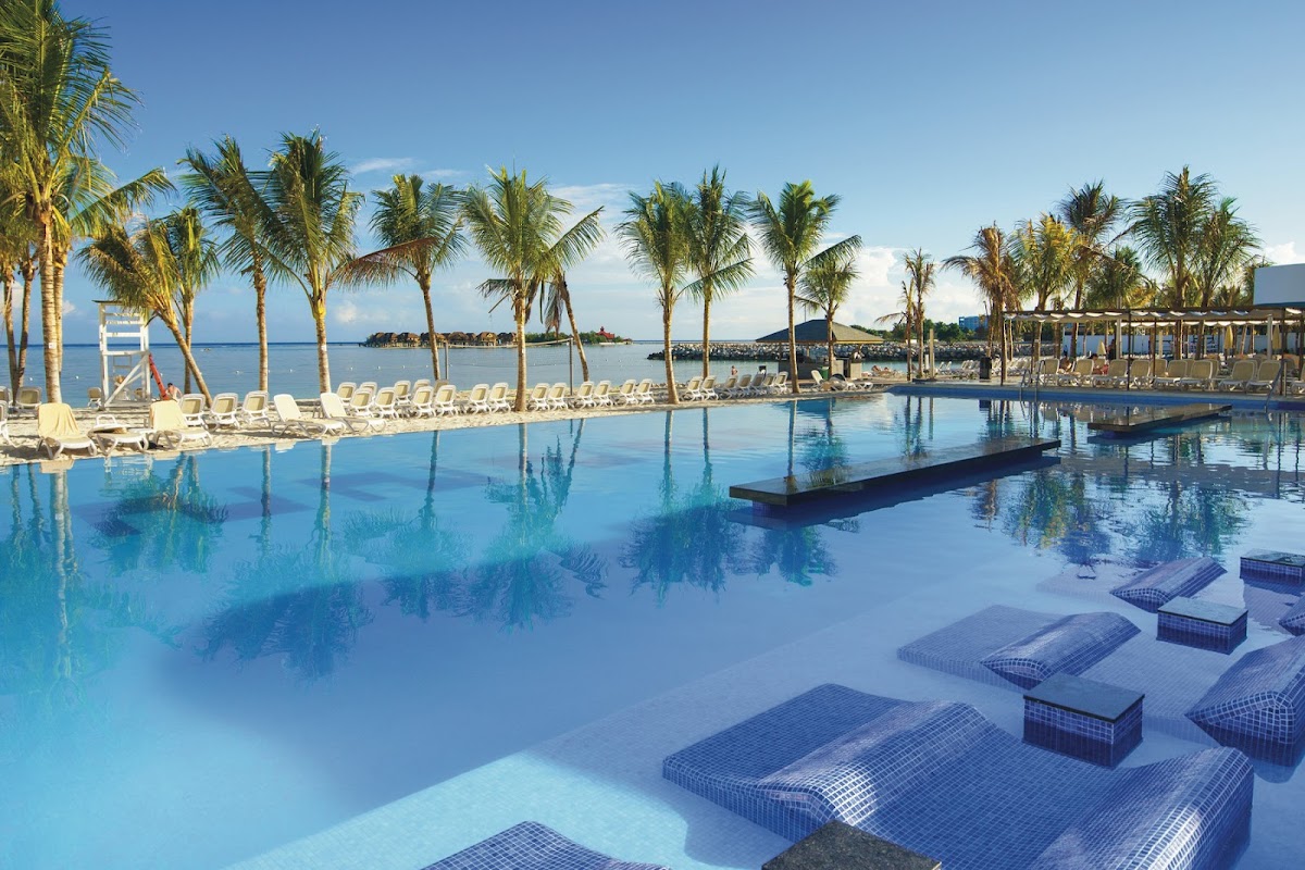 Hotel Riu Reggae - Photo 3