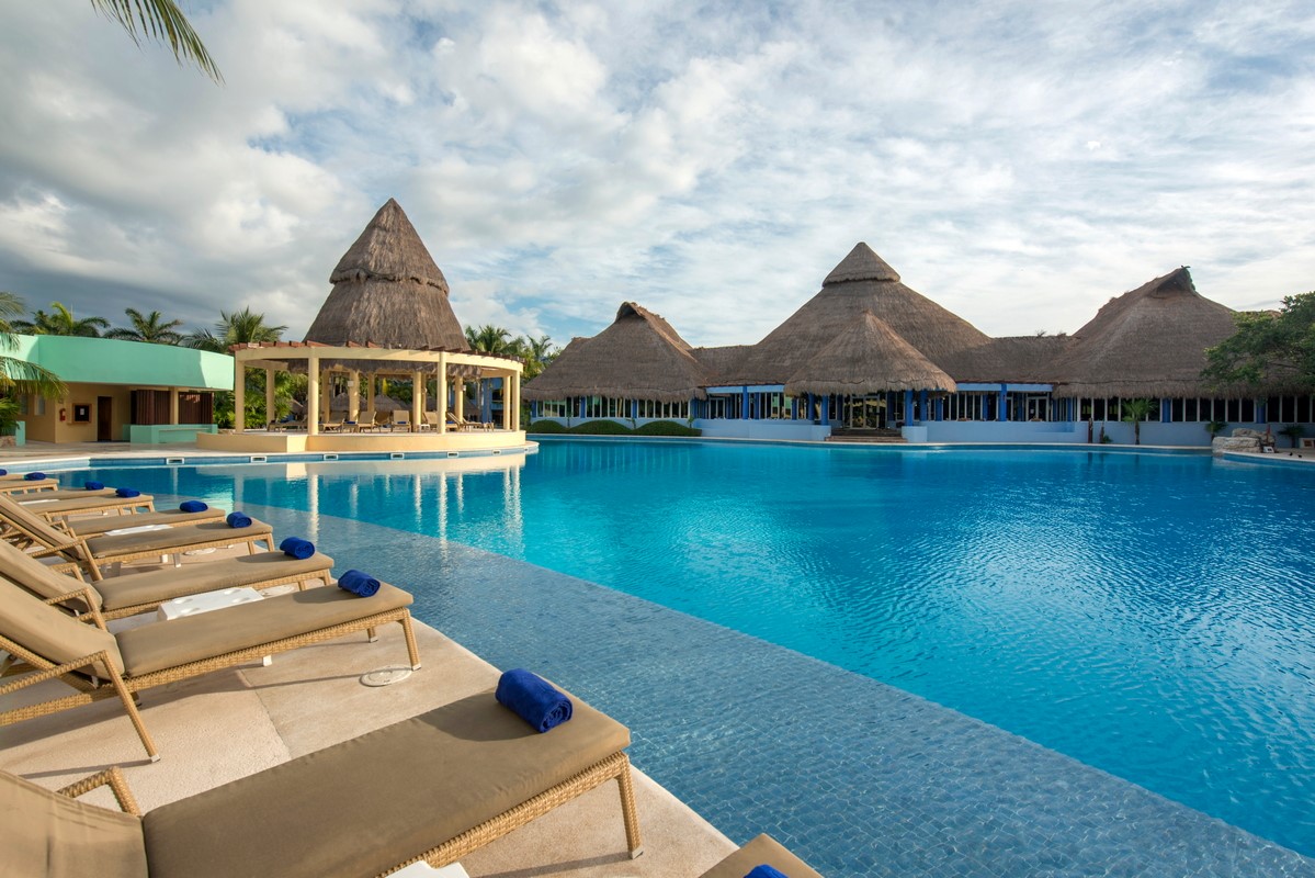 Iberostar Selection Paraiso Maya Suites - Photo 1