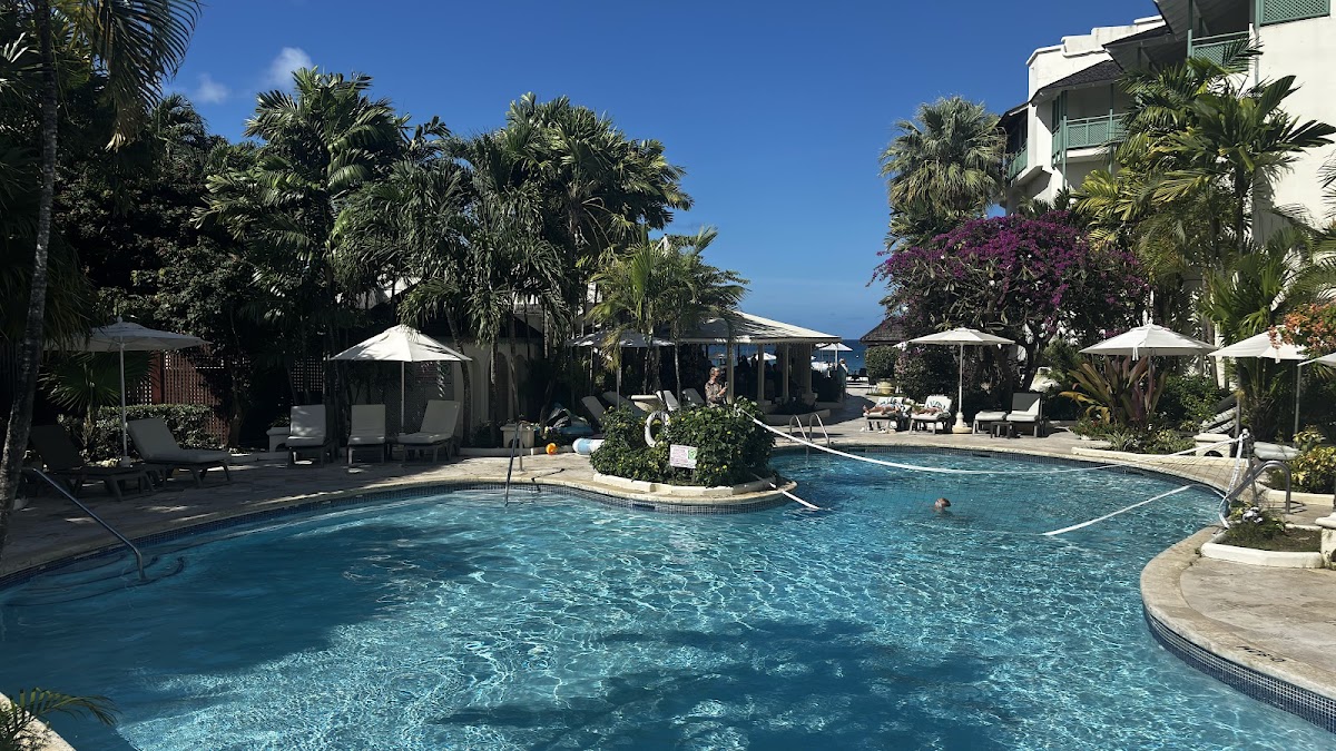 Mango Bay Hotel - Photo 3