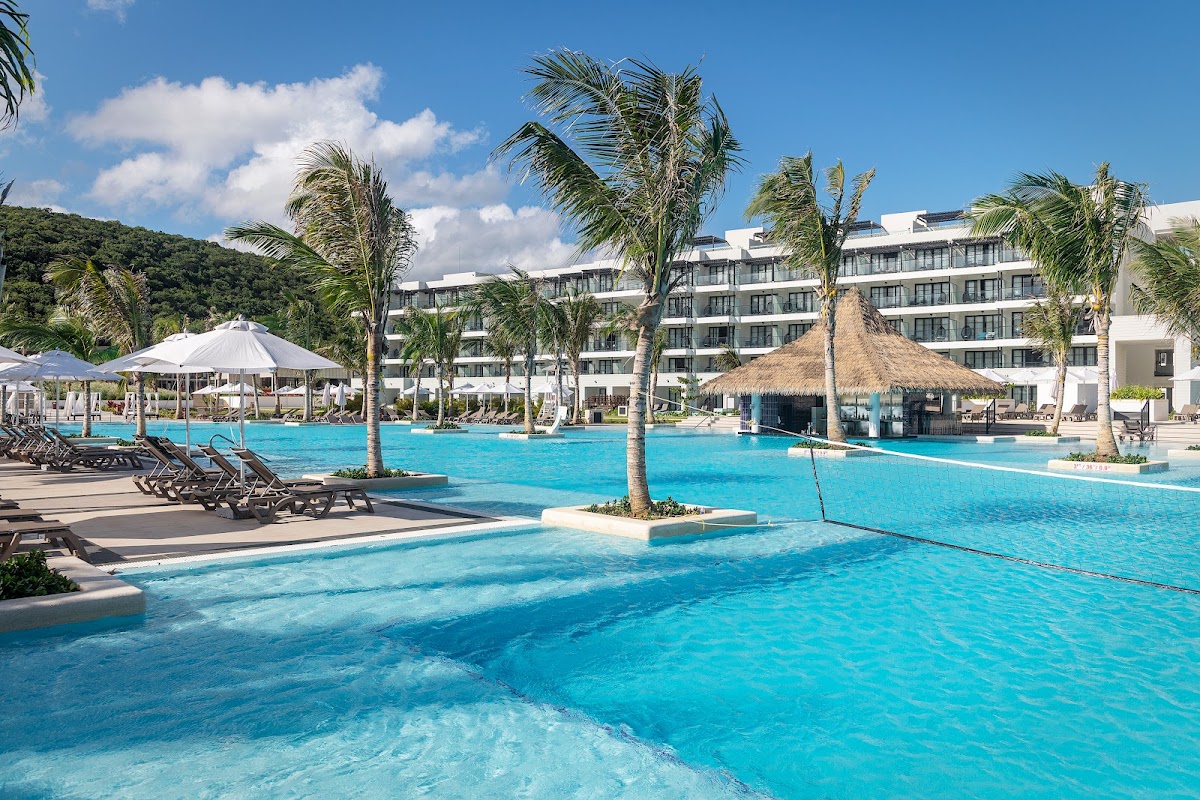 Ocean Eden Bay - Adults Only - Photo 1