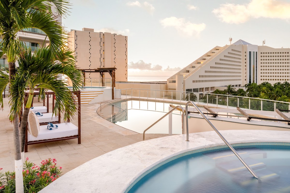 Seadust Cancun Family Resort - Photo 1