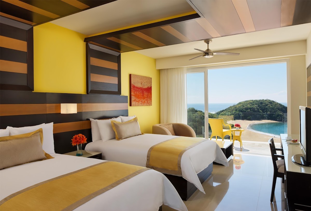 Secrets Huatulco Resort & Spa - Photo 2