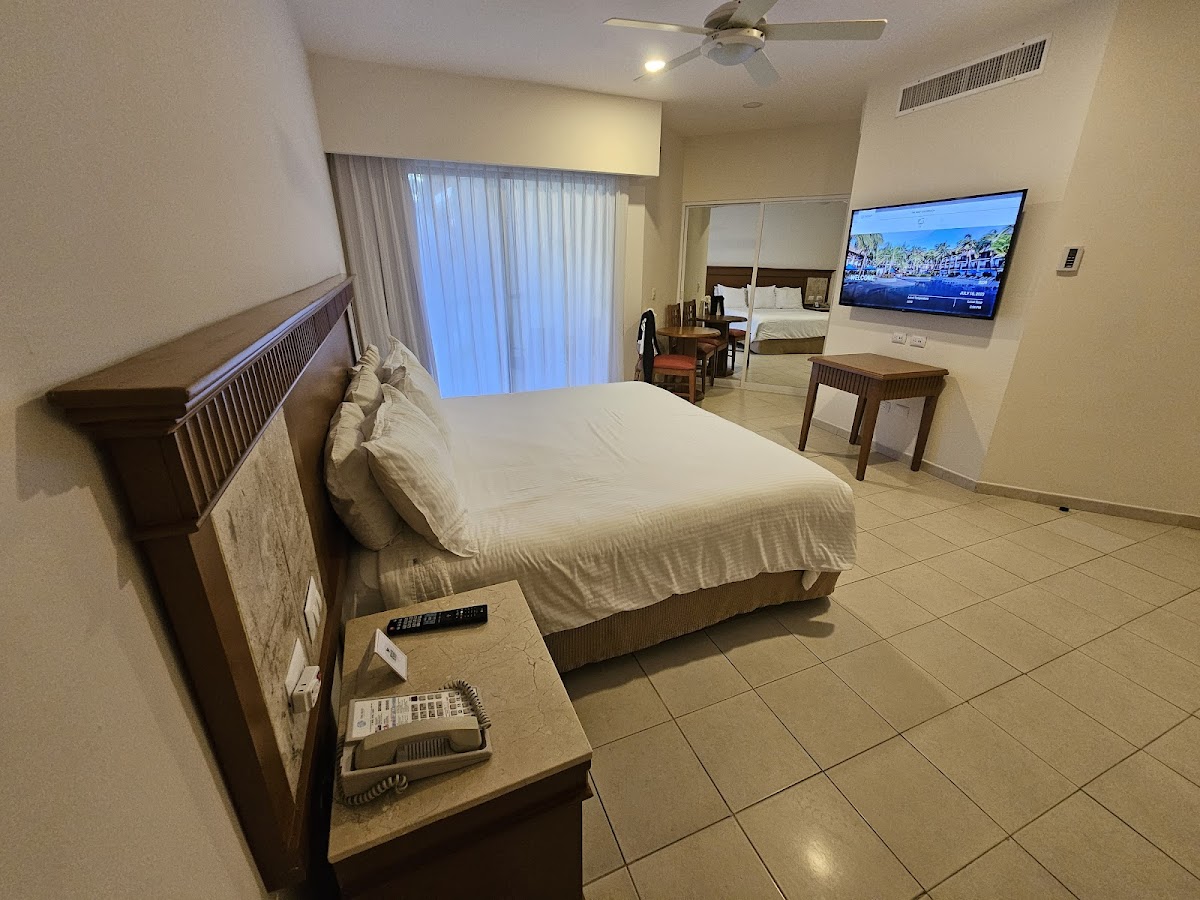 The Reef Coco Beach - Photo 2