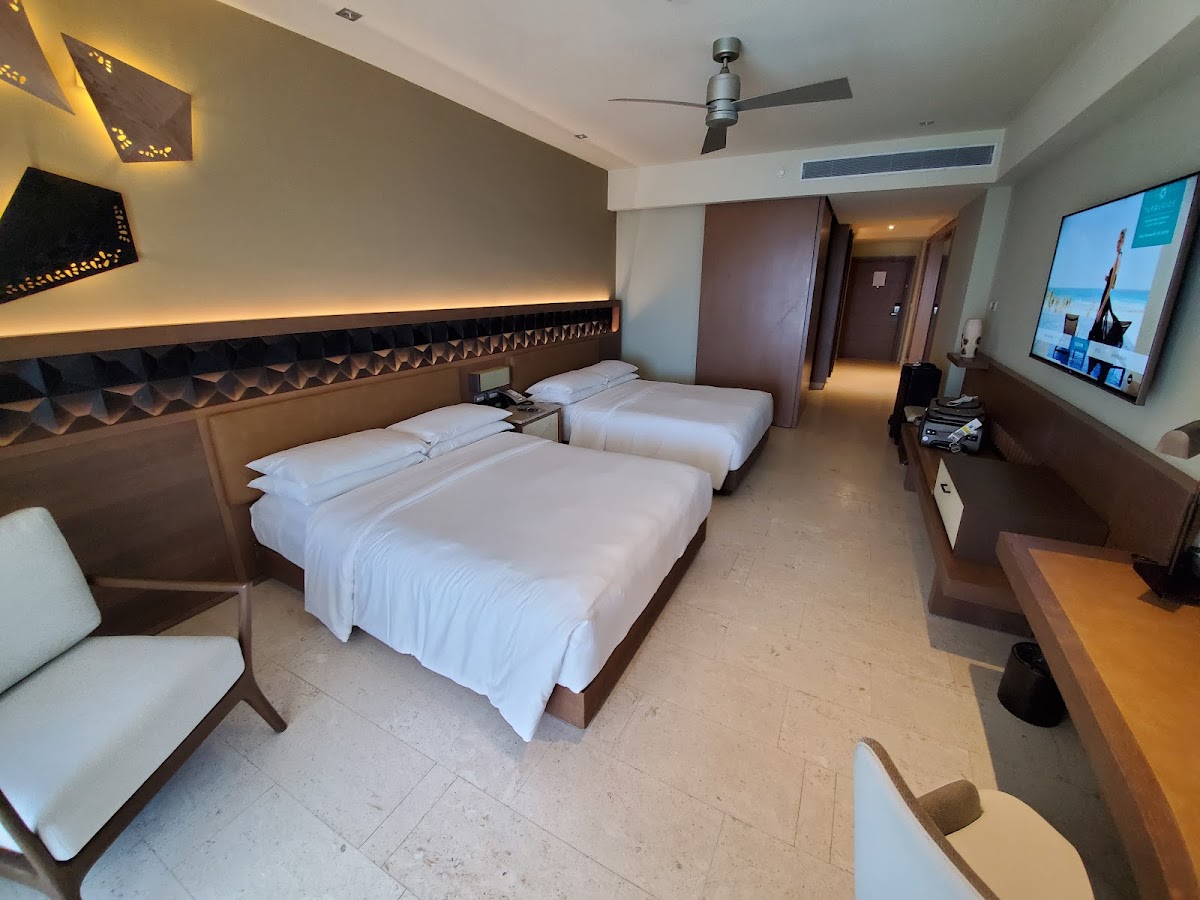 Turquoize at Hyatt Ziva Cancun - Photo 2