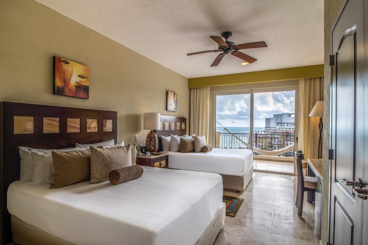 Villa Del Palmar Cancun Luxury Beach Resort & Spa - Photo 2