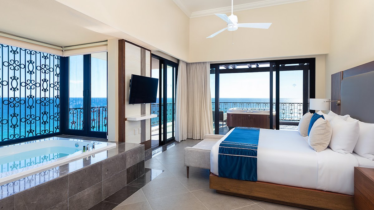 Villa La Valencia Beach Resort & Spa - Photo 2